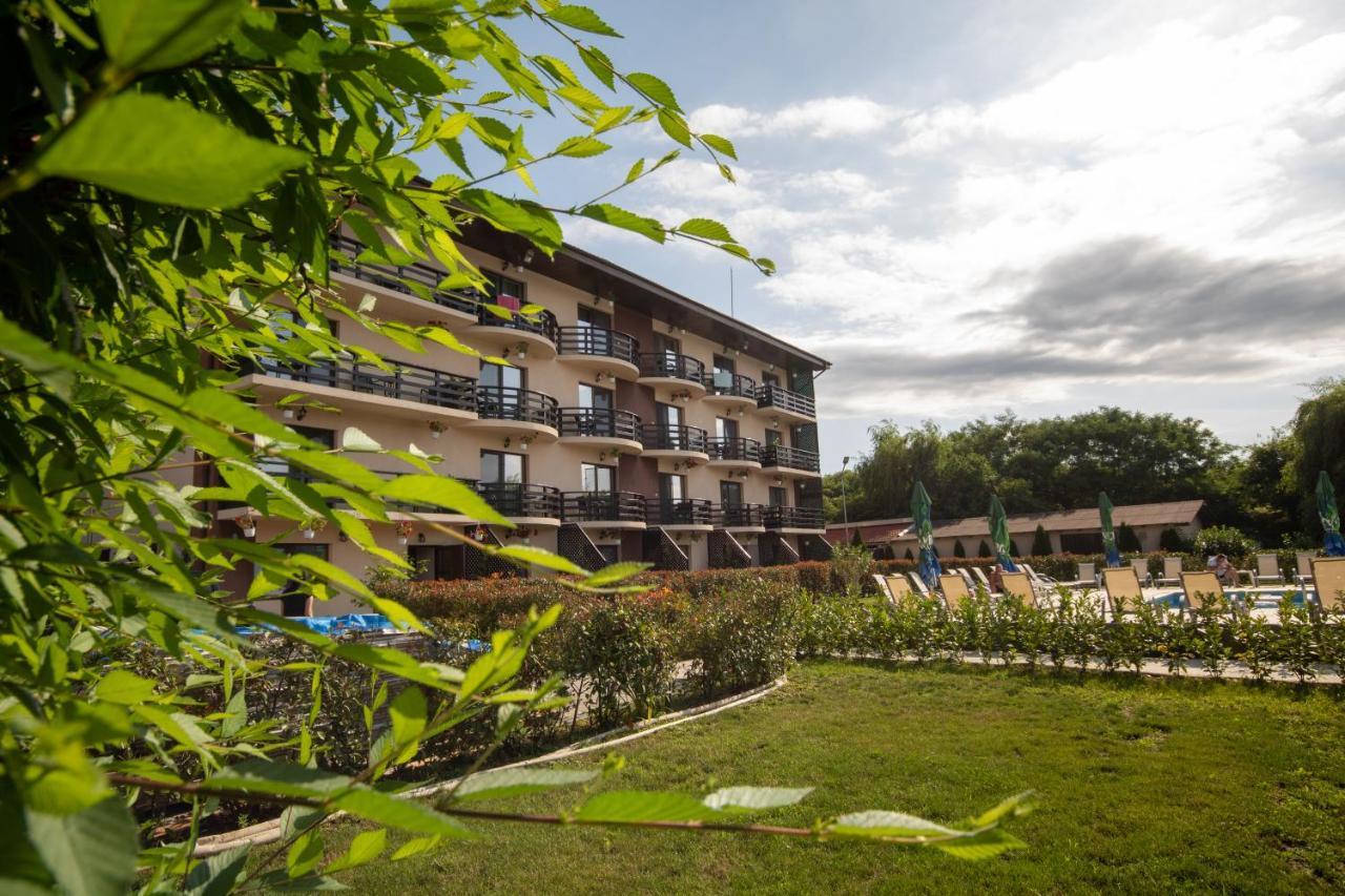 Pensiunea Danubia Ieşelniţa Exterior foto